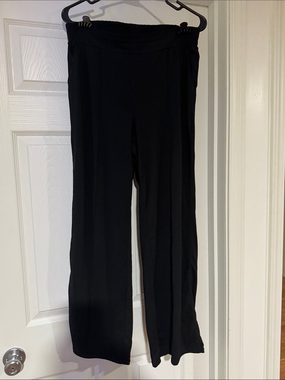 Black Wide-Leg Women's Pants - Classic Pull-On Style